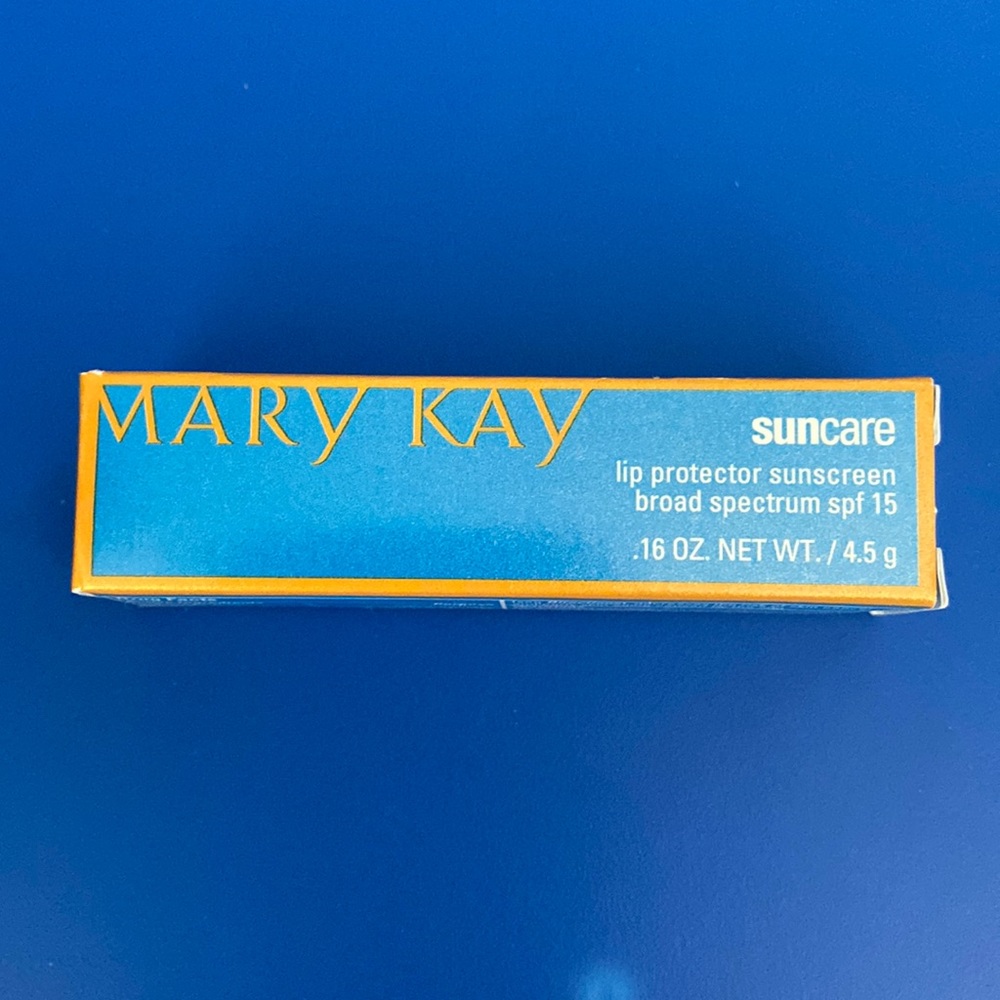 Mary Kay Lip Protector Sunscreen
